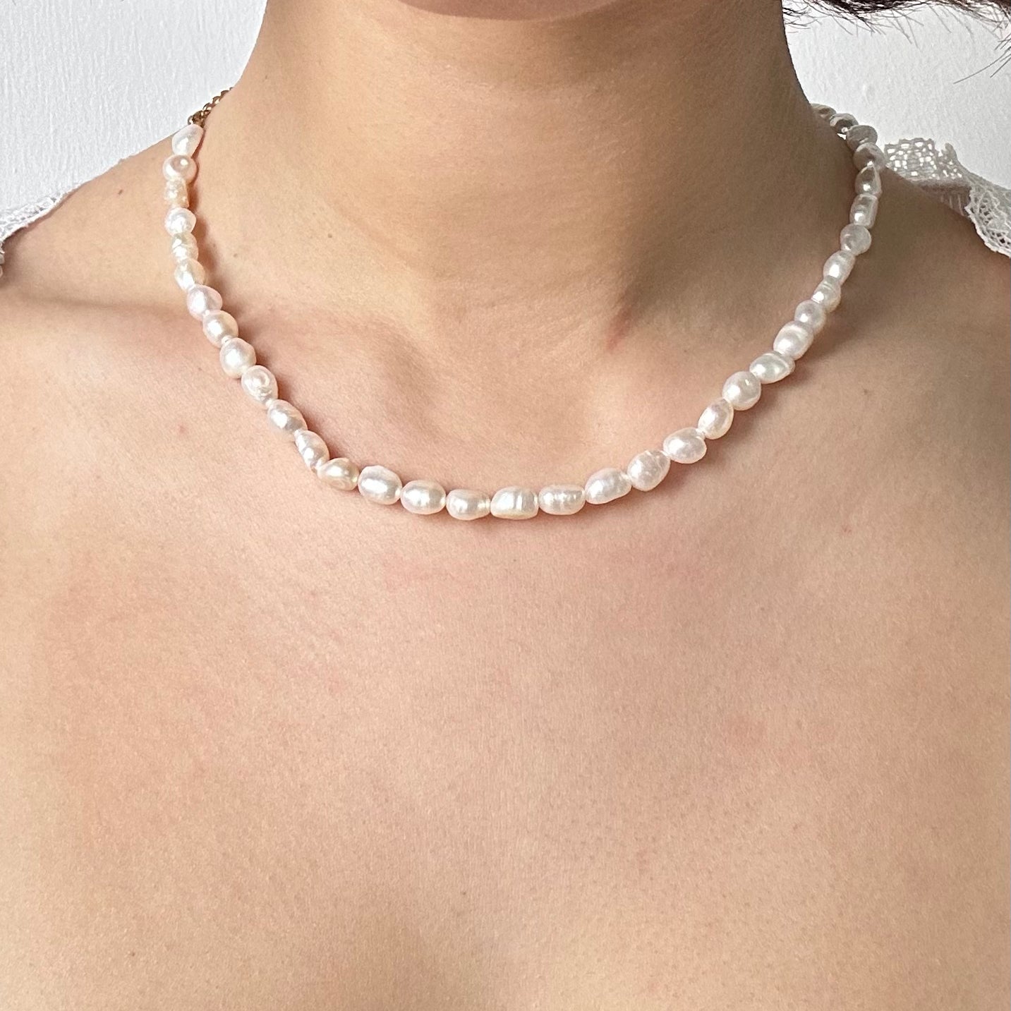 pearl layering choker necklace