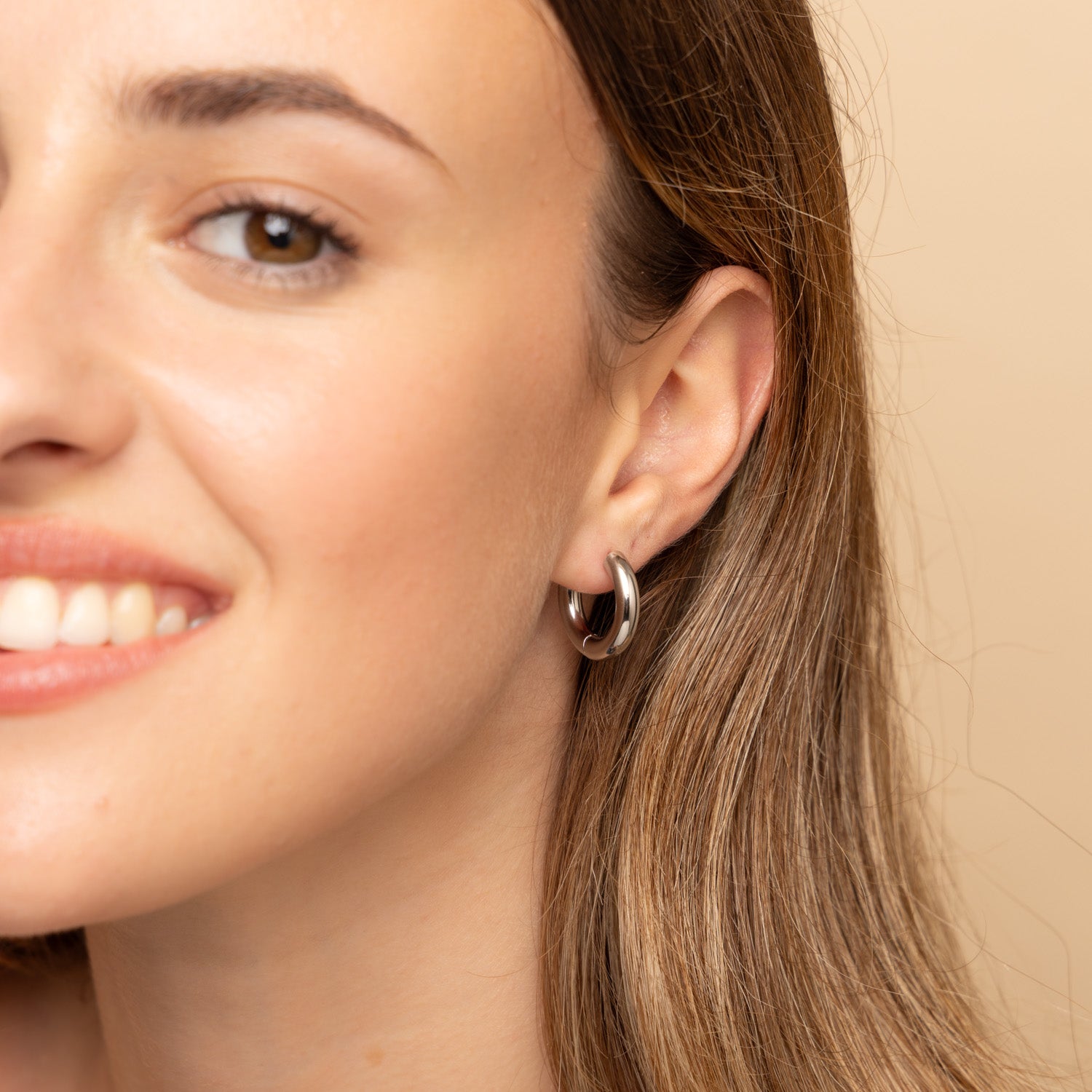 silver basic hoop earrings