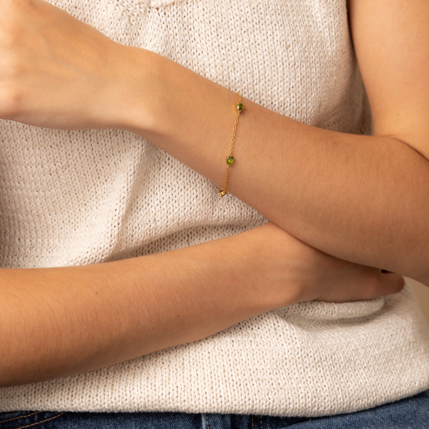 wayerproof and anti-tarnish stacking bracelet