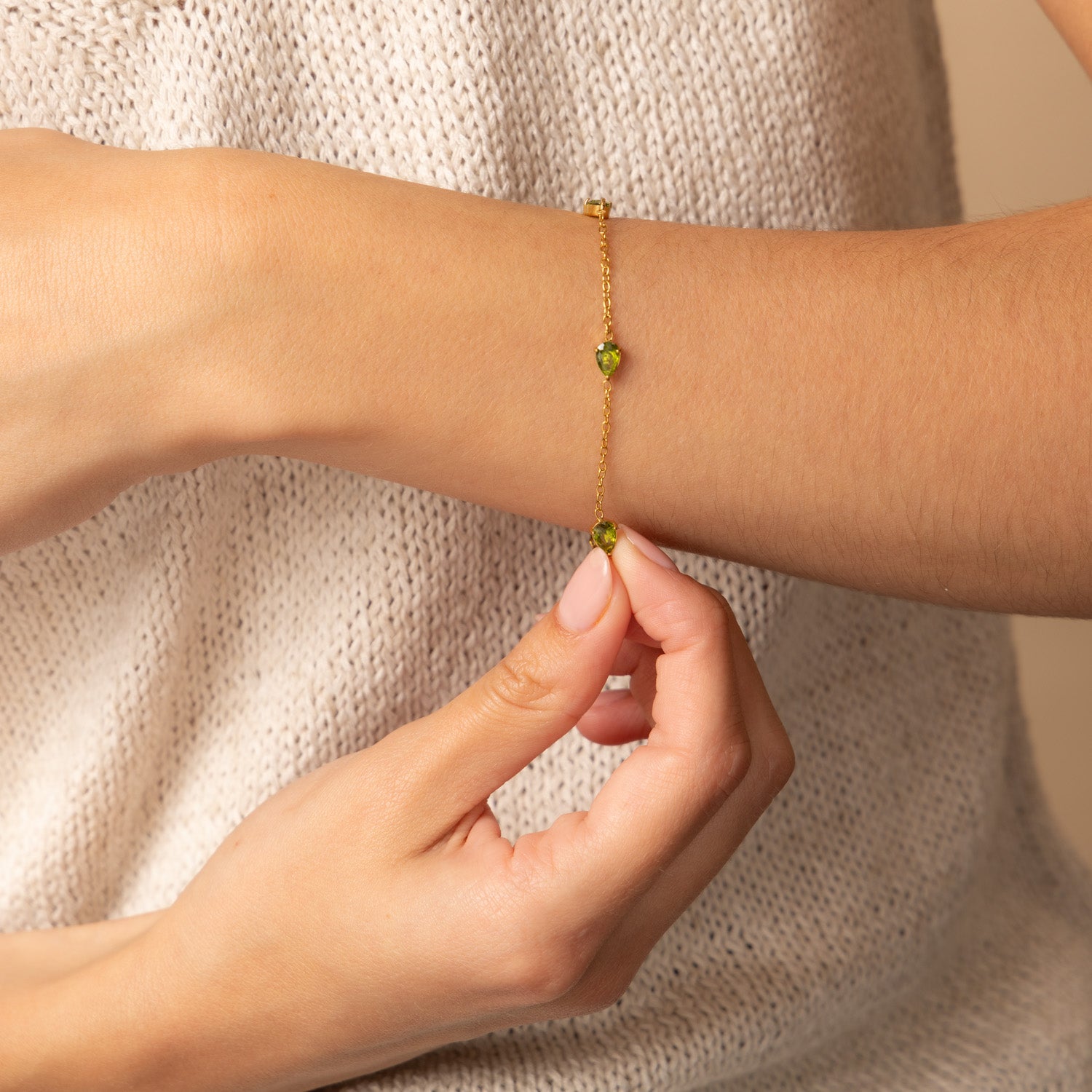 Waterproof and Anti-tarnish Delicate Bracelet