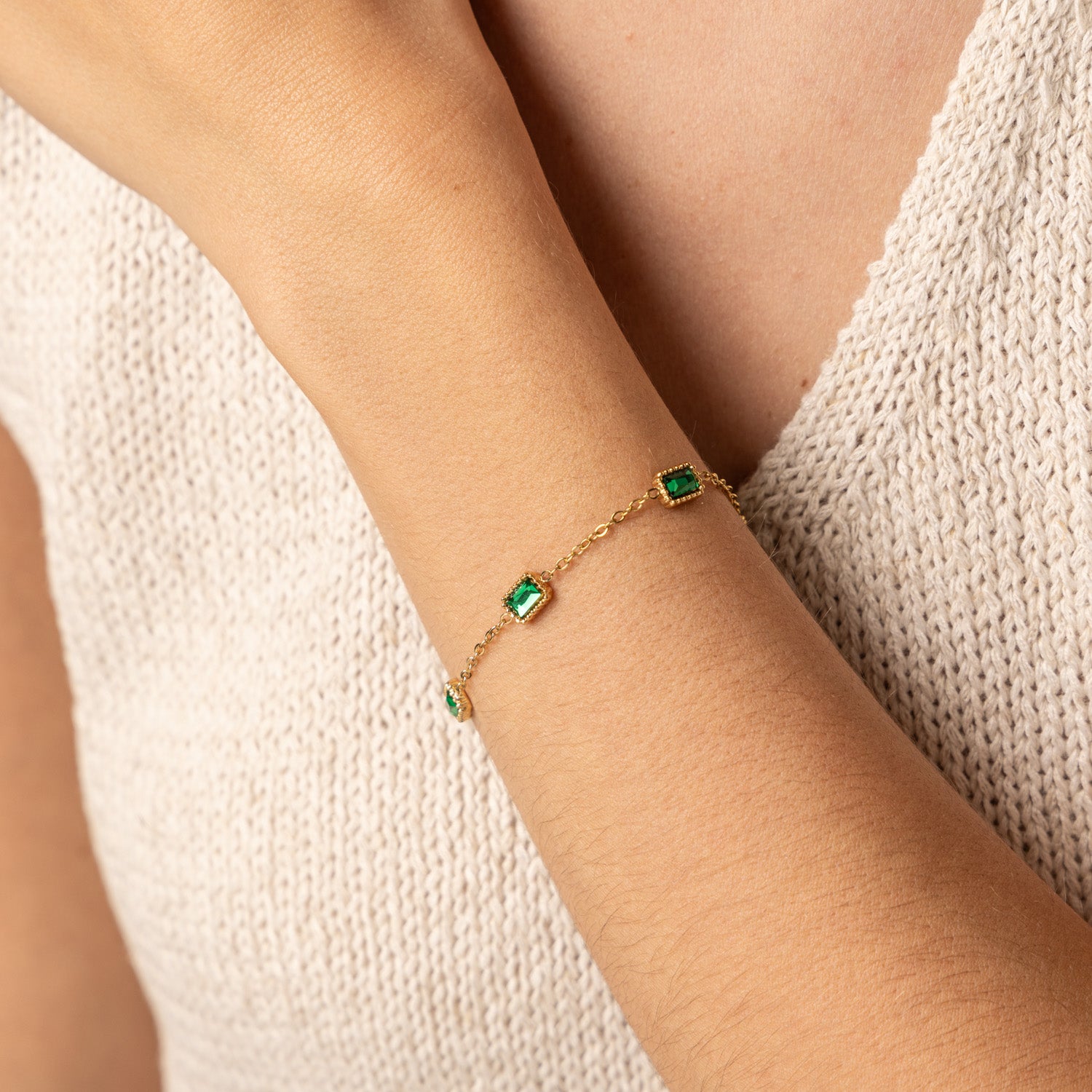 emerald chain bracelet