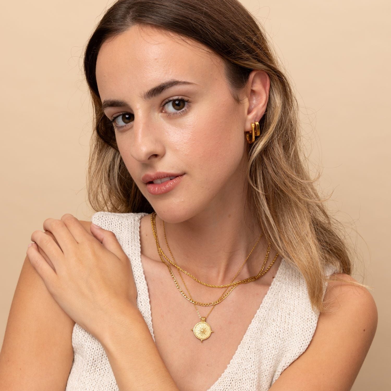 waterproof anti tarnish gold sun pendant necklace