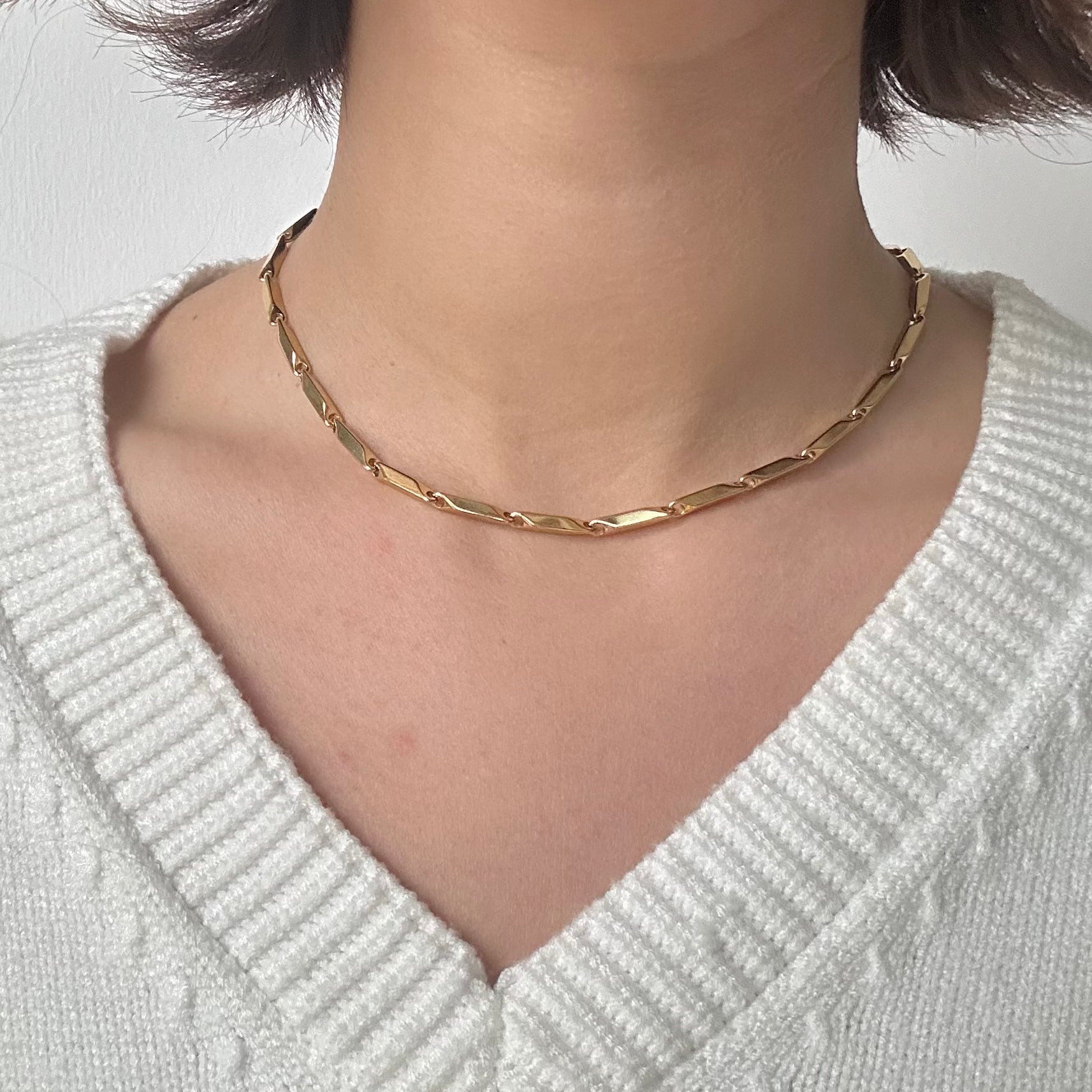 gold short thick chain necklace