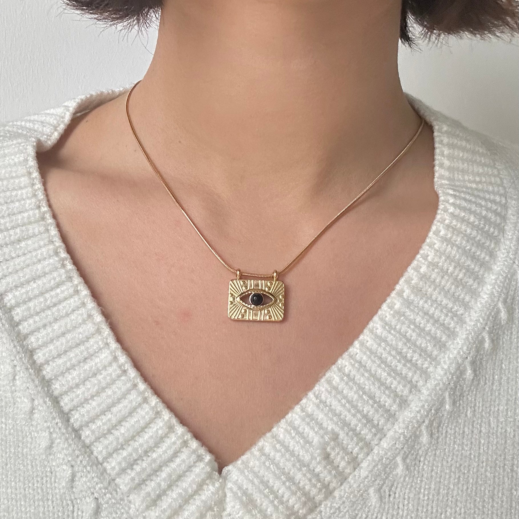 gold chunky layering necklace