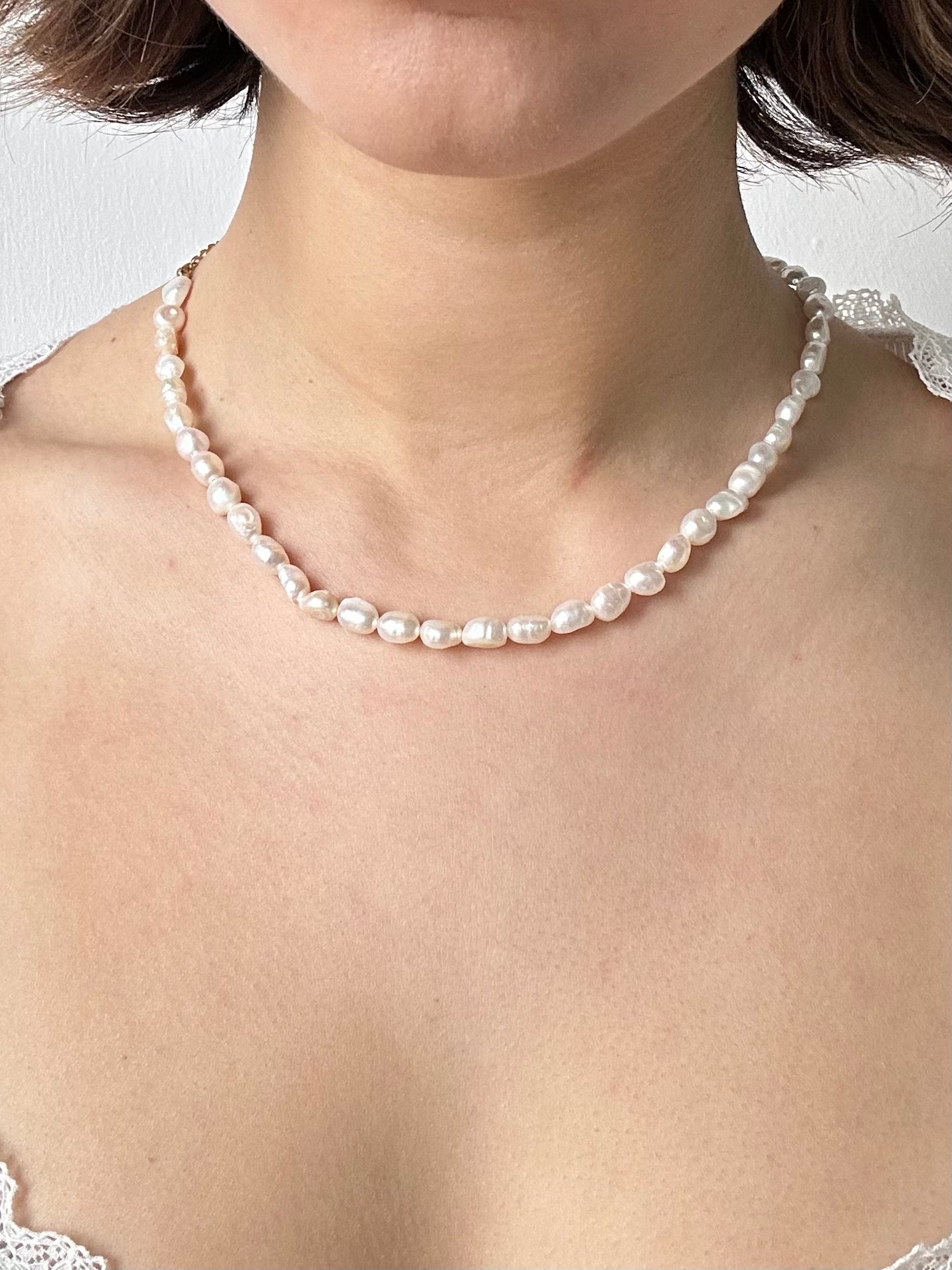 pearl layering choker necklace 