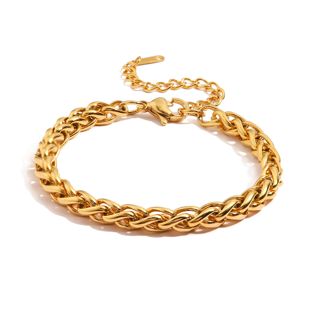 gold chunky chain bracelet