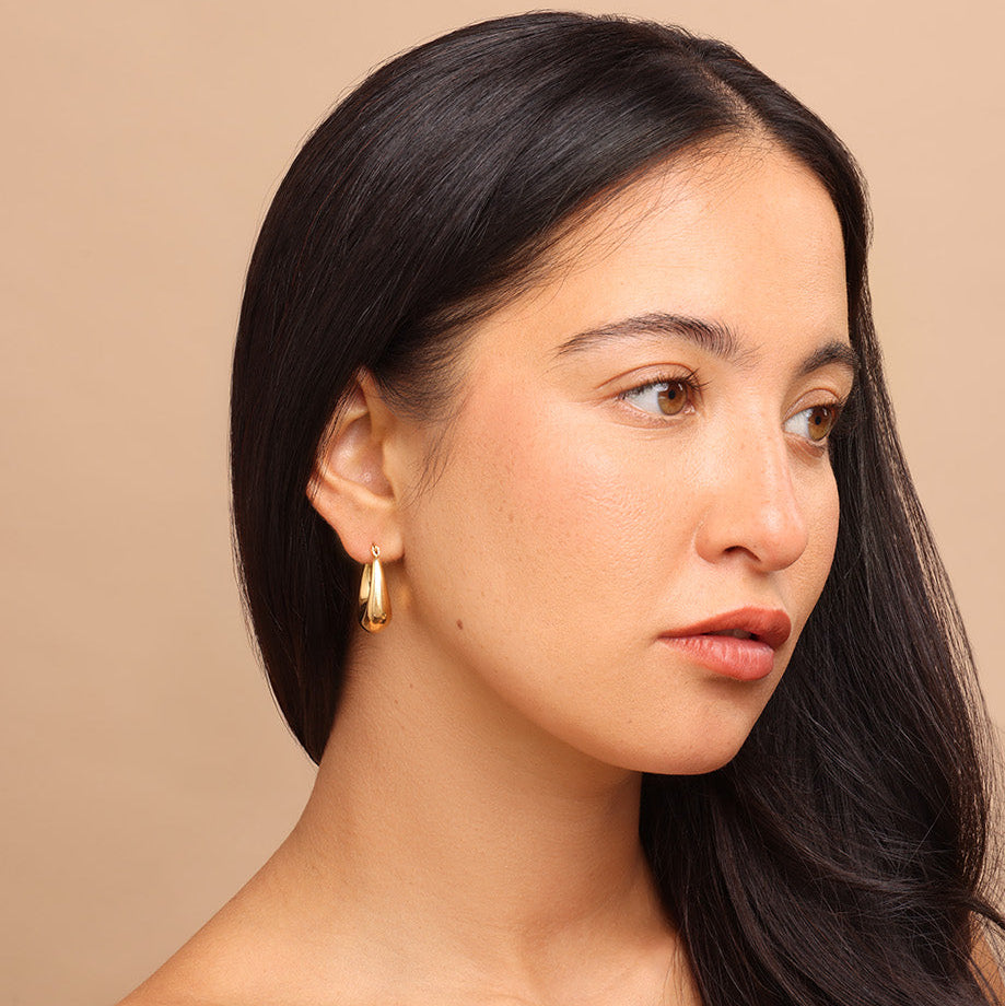 gold chunky oval hoop earrings waterproof and antiarnish