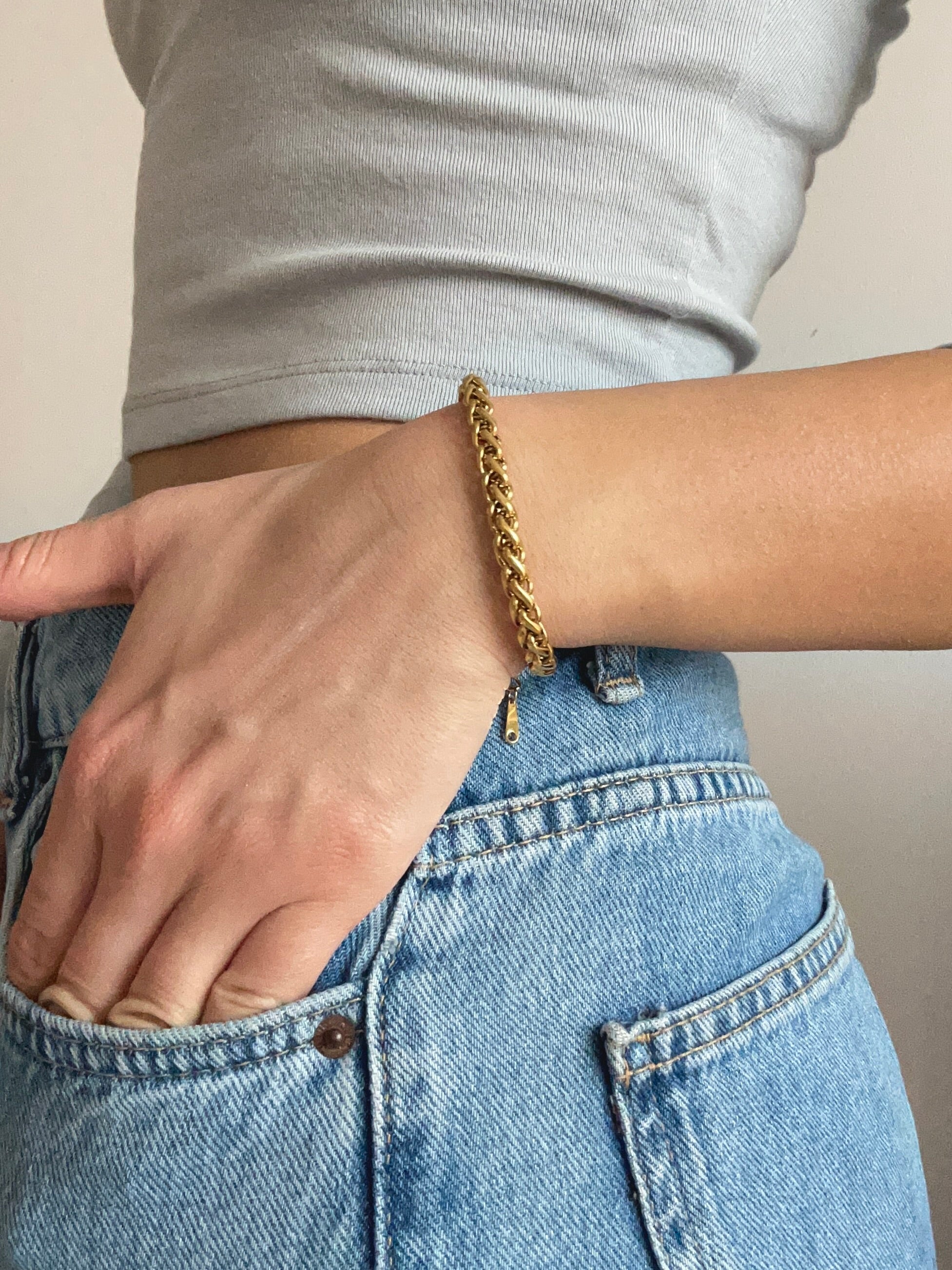 large gold chain bracelet