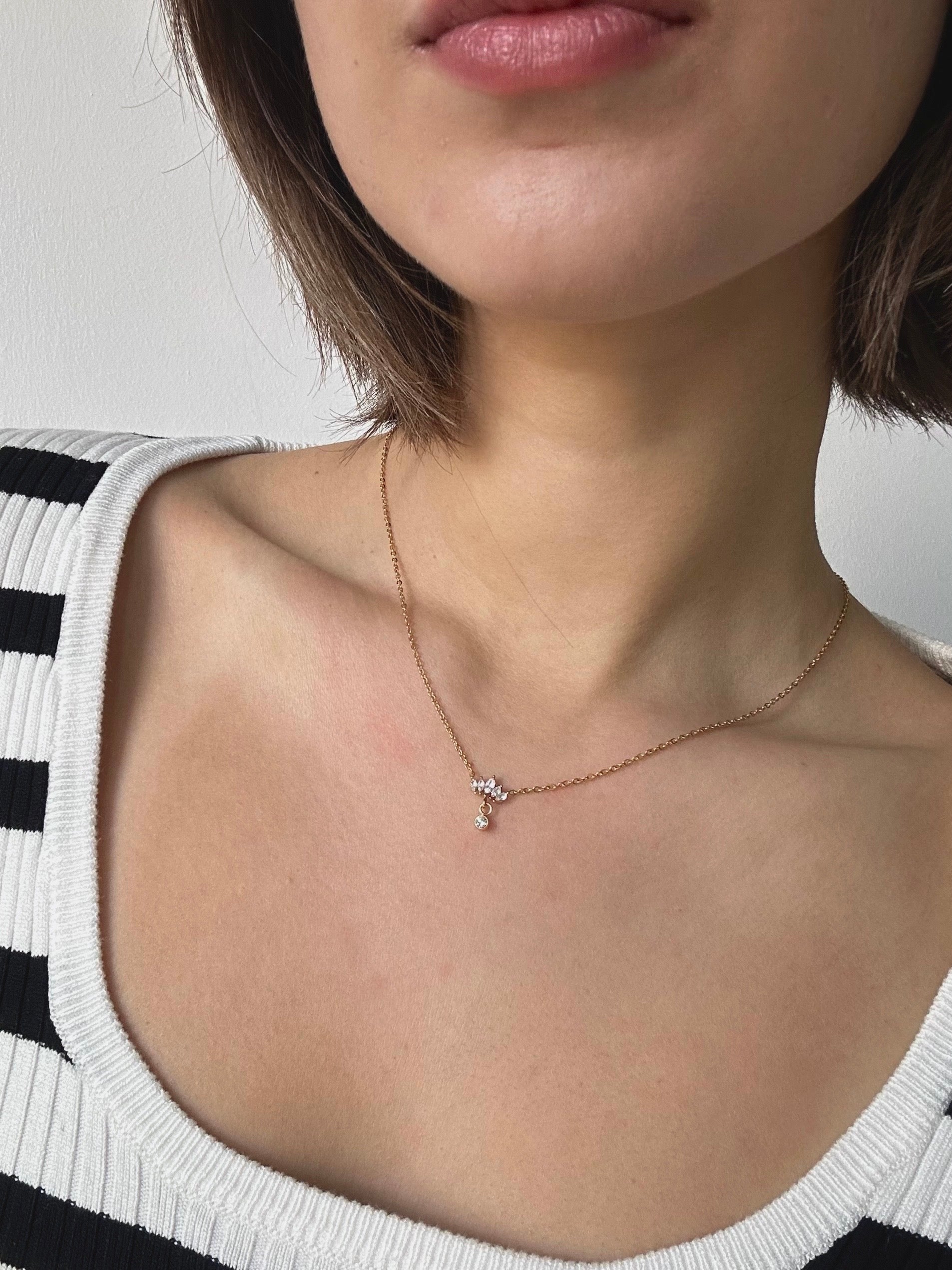 dainty layering necklace