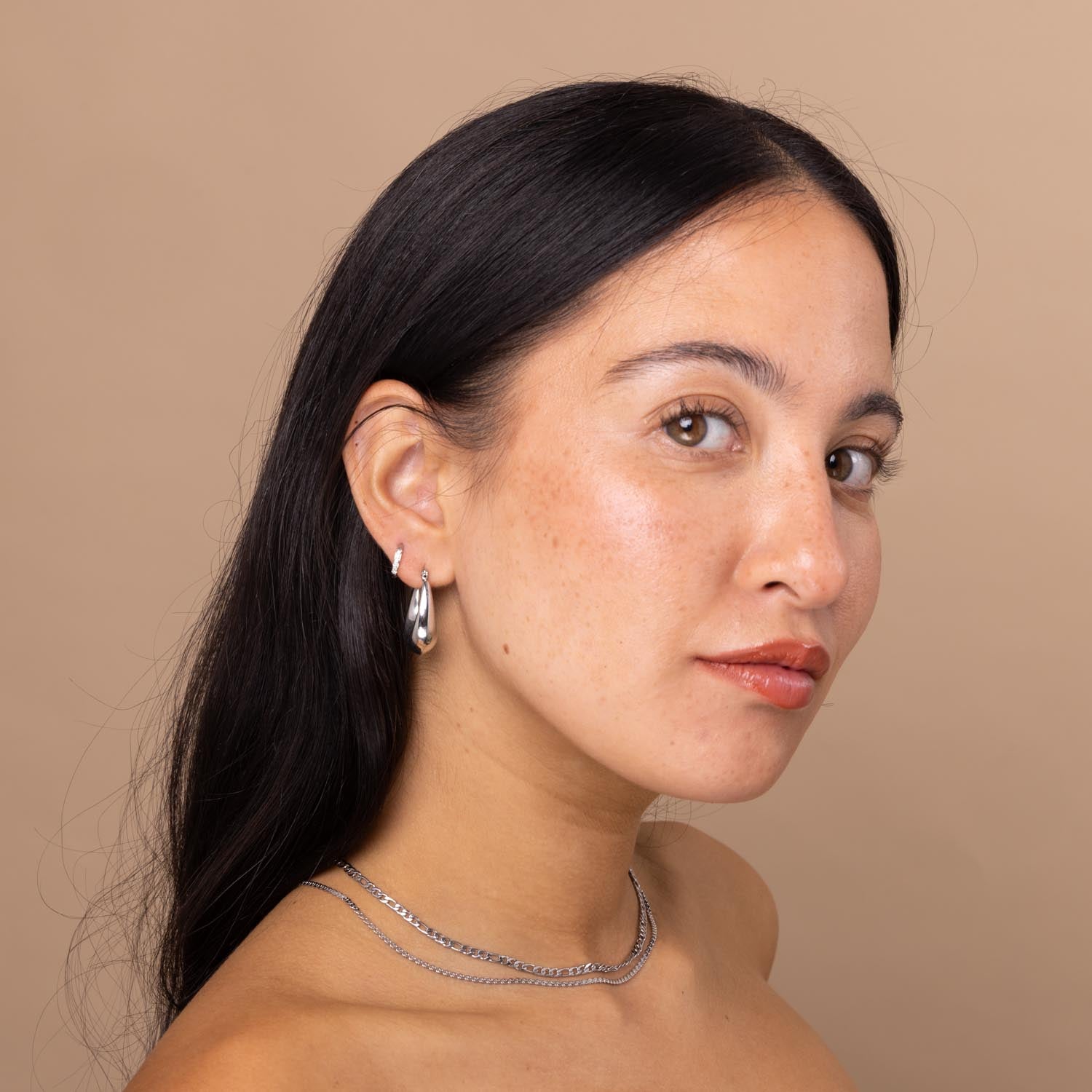 anti-tarnish waterproof silver oval hoop earrings